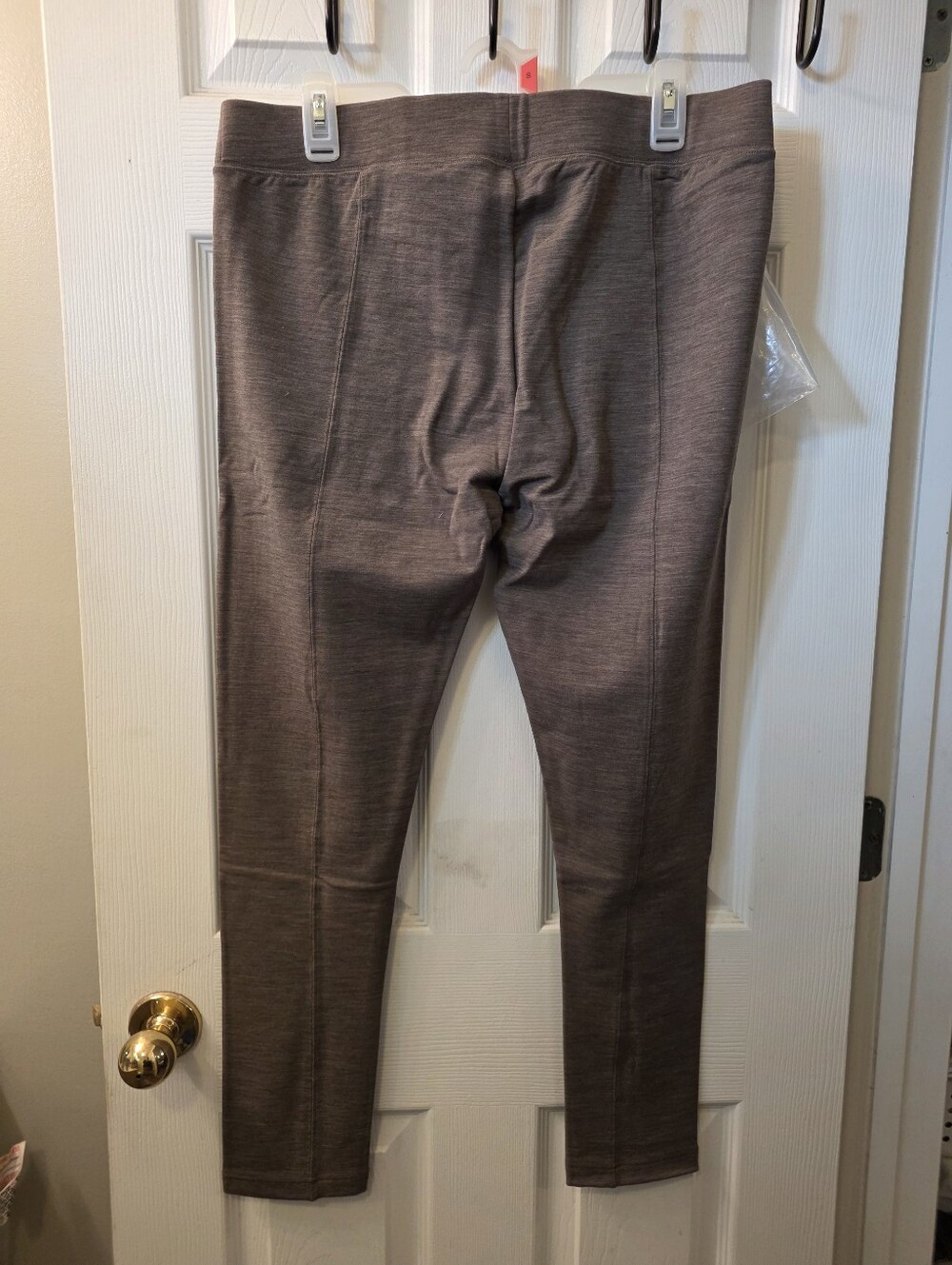 XL Woolx Women’s Merino Wool Stella Leggings— Simply Taupe - Picture 3 of 5
